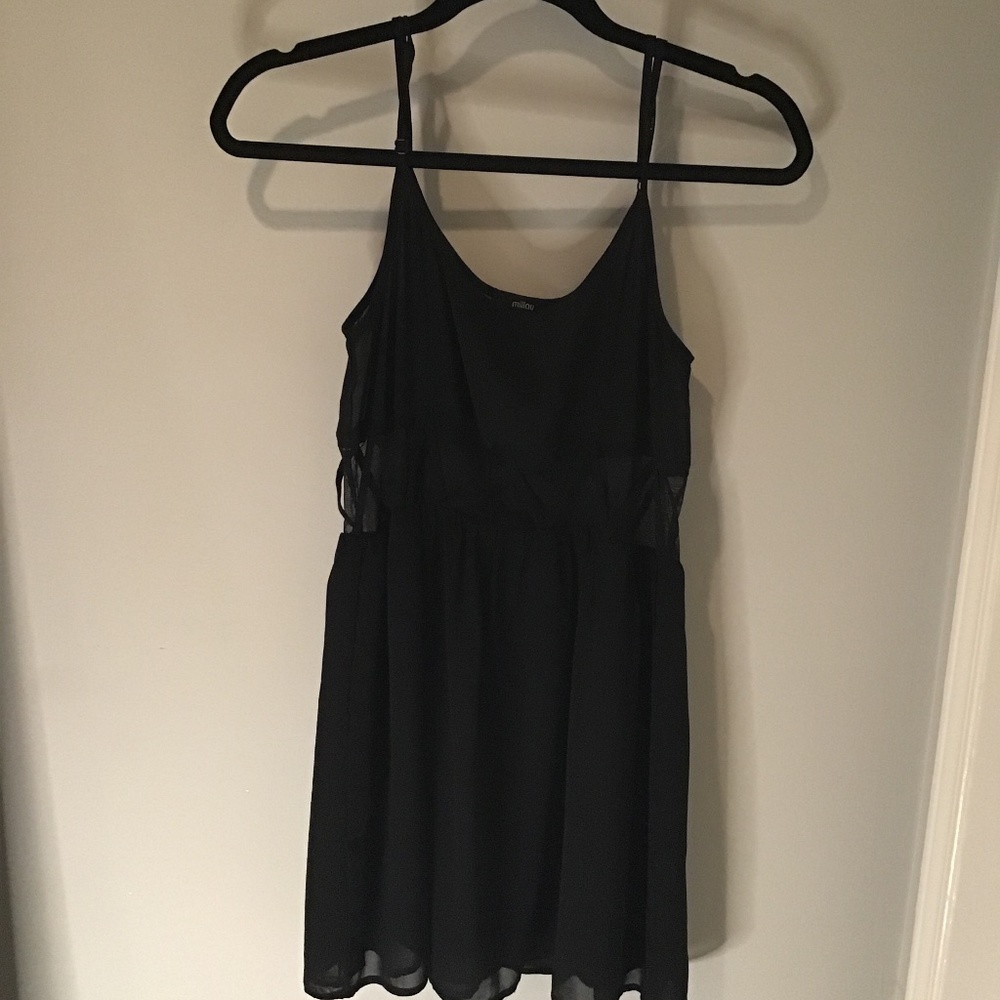 LF DRESSES